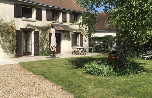Esves-le-Moutier House | Lovely Gite With private luxury Heated Swimming Pool In The Loire Valley.