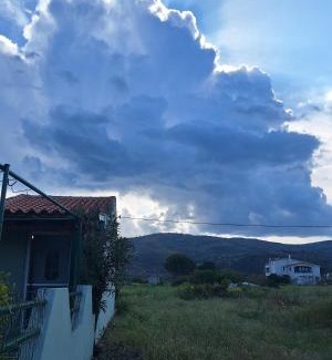 Ayia Anna Apartment | Lovely Guesthouse On The Beach