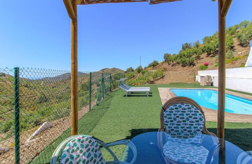 Canillas de Albaida House | Lovely home in Canillas de Albaidas