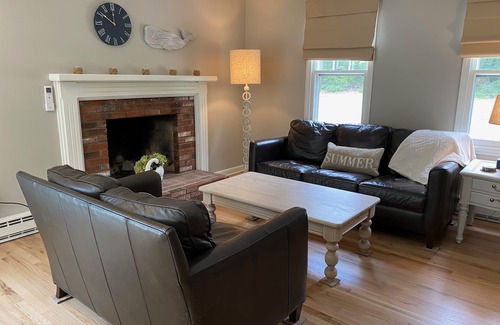 Eastham House | Lovely Home Close to National Seashore Beaches!
