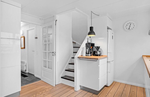 Øer Strand House | Lovely home in Ebeltoft with sauna