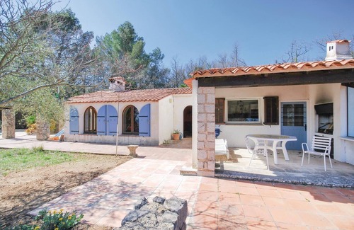 Bagnols-en-Foret House | Lovely home in Bagnols en Foret