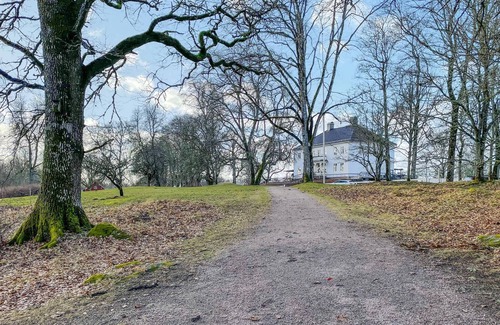 Langhem House | Lovely home in Länghem with kitchen