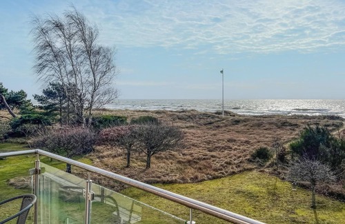 Nybrostrand House | Lovely home in Nybrostrand with kitchen