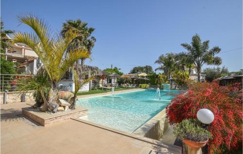 Pozzallo House | Lovely Home In Pozzallo With Kitchen