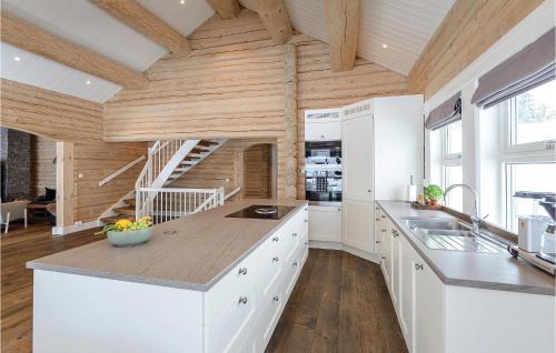 Sjusjoen House | Lovely Home In Sjusjøen With Sauna