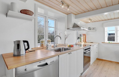 Svaneke House | Lovely home in Svaneke with WiFi