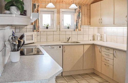 Klitmoller House | Lovely home in Thisted with kitchen