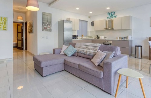 Mellieħa Heights Apartment | Lovely Mellieha Apt with stunning terrace & views!