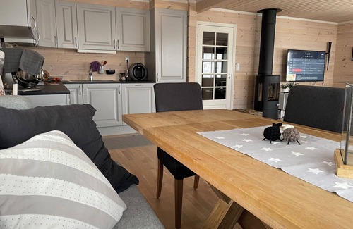 Odda House | Lovely,modern and well equipped home in nature, ready for hiking in Seljestad.