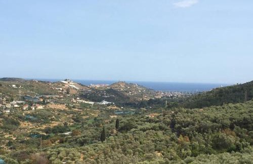 Dolcedo Apartment | Lovely renovated apartment near Dolcedo