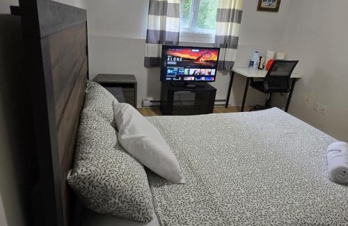Gatineau House | Lovely Room in Hull Gatineau