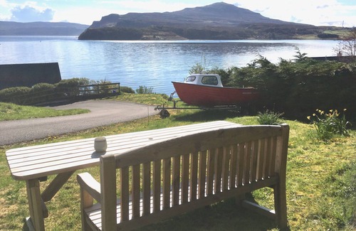 Achachork House | Lovely sea and mountain views, spacious Portree home