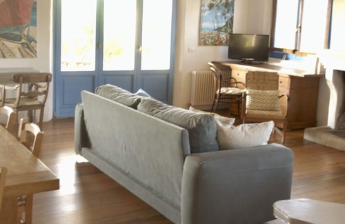 Sa Castangia Villa | Lovely secluded house high on a hill with wonderful country views