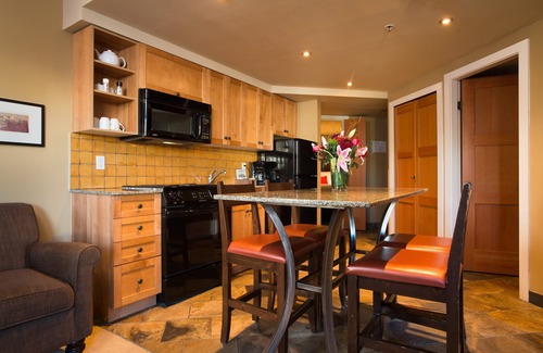 Whistler Village Apartment | Lovely Slopeside Suite with Kitchen + Views