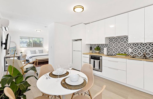 Lake Ridge Apartment | Lovely Studio With Great Location Free Parking