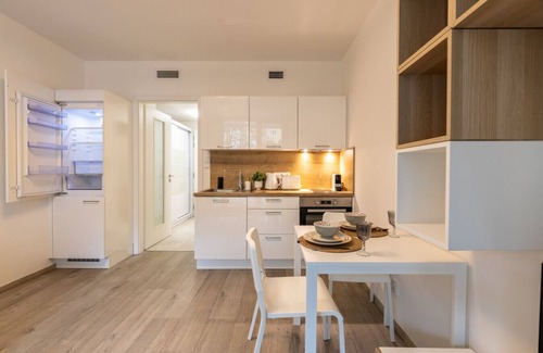 Kosire Apartment | Lovely Studio with Balcony in Residential Area