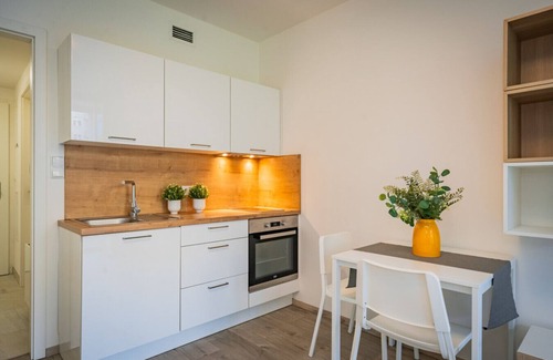 Kosire Apartment | Lovely Studio with Balcony in Residential Area