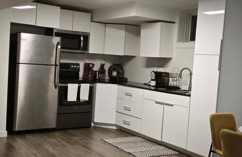 London Apartment | Lovely suite west of london