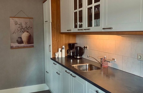 Municipality of Barneveld House | Lovely velvet vacation home (under the beech)