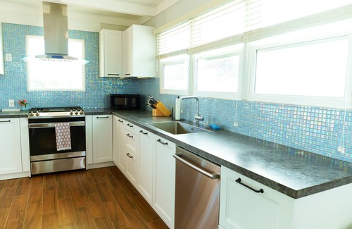Sero Colorado House | Lovely Villa at Baby Beach Aruba, 2 mins to Beach, Big Pool, perfect for family