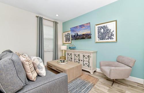 West Kissimmee Villa | Lovely Villa Cottage Near Disney With Margaritaville Resort & Island H20 Waterpark Access - 2931Cl
