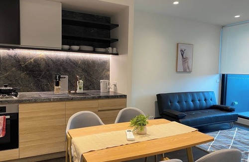West Melbourne Apartment | Lovely west Melbourne apartment
