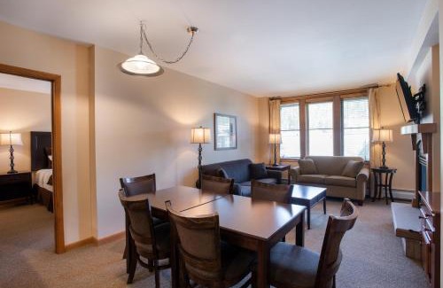 Winter Park Apartment | Lovely Zephyr Mountain Lodge condo with Continental Divide and Village Views condo