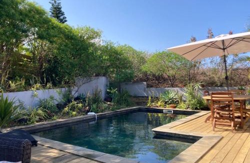 La Saline Les Bains House | LoveNest