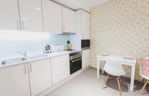 Sacramento Apartment | Loving Chiado