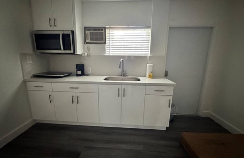 Wynwood Art District Condo | ✨Lower Wyn. Beautiful, chick, swanky in Wynwood