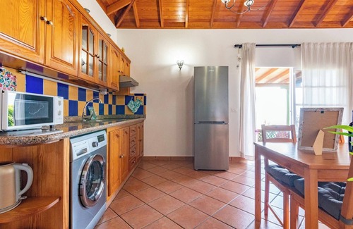 Los Llanos de Aridane House | LP1126 Holiday cottage with private pool in Los Llanos
