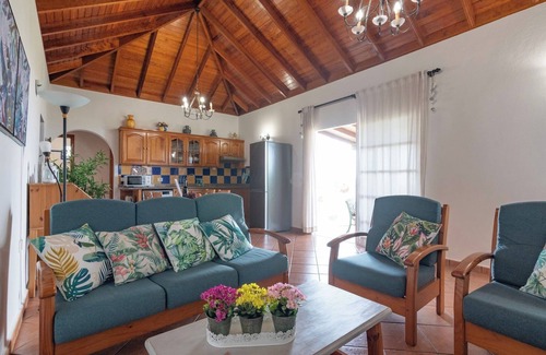 Los Llanos de Aridane House | LP1126 Holiday cottage with private pool in Los Llanos