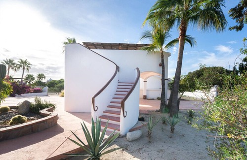 Los Barriles Apartment | LPG- Pool Oasis, Close to the Beach and Pickleball