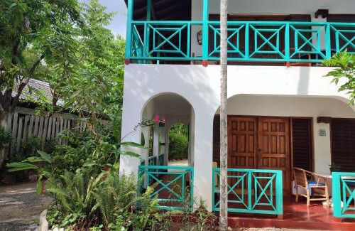 West End Hotel | Ltu Garden