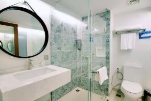 Patong Hostel | Lub d Phuket Patong - Near Patong Beach & Vibrant Social Vibe