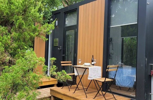 East District House | Luck House 3 by Tiny Away (幸運小屋3)