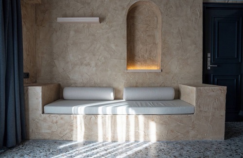Eski Lara Hotel | Lucky Monkey Midi Hotel