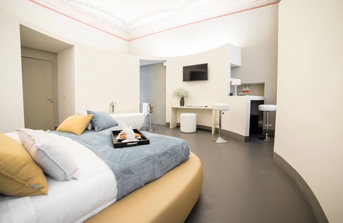Lucca Historical Center Bed & Breakfast | LUCUS Exclusive B&B