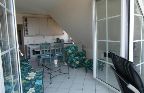 Scharbeutz Apartment | LUD-297-Godewind-Seeblick