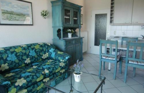 Scharbeutz Apartment | LUD-297-Godewind-Seeblick