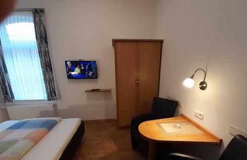 Bensersiel Cottage | Lugworm (single room) - Fischerhus guest house