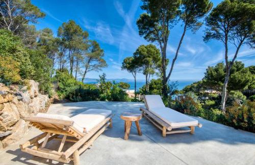 Begur Villa | Lujo contemporaneo con vista al mar cerca Sa Riera