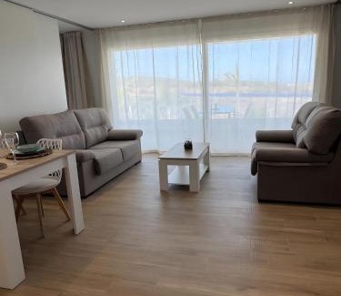 Buenas Noches Apartment | Lujo y Playa Caribeña en Estepona