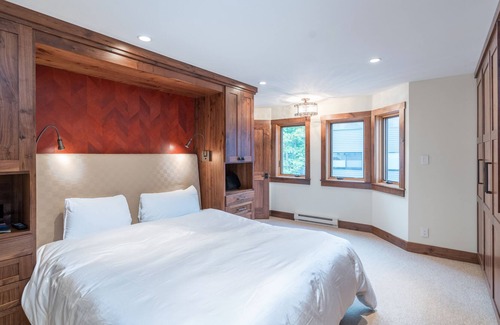 Telluride Cottage | Lulu City 6I by Avantstay Gorgeous Condo Close to the Slopes