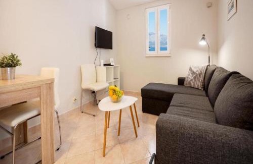 Lumbarda Apartment | Lumbarda Resort Apartments - Superior One bedroom Apartment G7