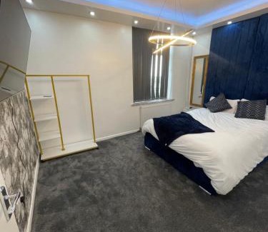 Bradford Apartment | Lumiere luxury apartment