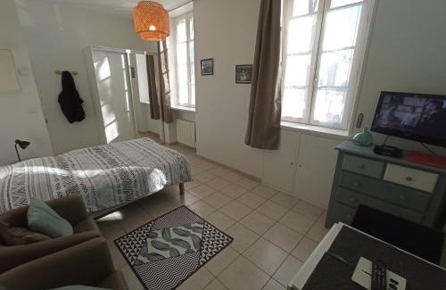 Rochefort Apartment | Lumineux appartement en RDC près port de plaisance