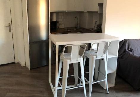 Capuchinos Apartment | Luminoso apartamento con garaje en el centro