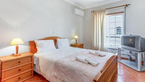 Vila Nova De Cacela Apartment | Luminous 3BDR Apartment W/Balcony by LovelyStay